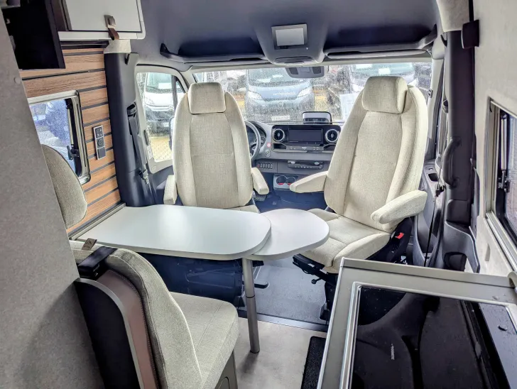 Fahrzeugbild Hymer Camper Van Grand Canyon S CrossOver SCHLAFDACH,190 PS ALLRAD u.v.m #5