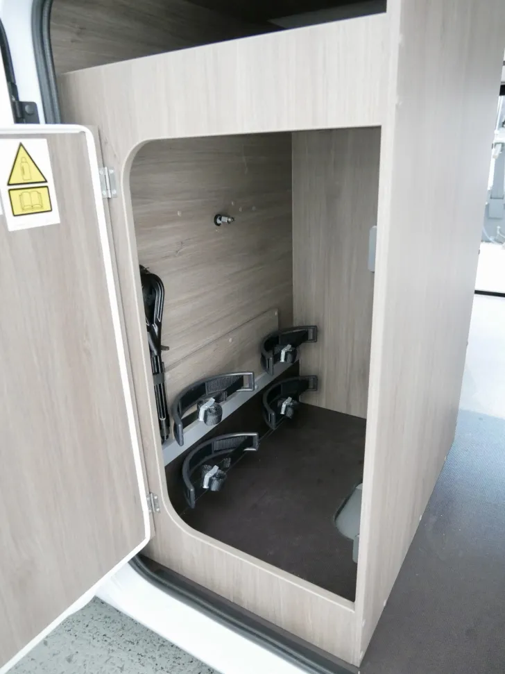 Fahrzeugbild Carado T 449 Edition 24 (Navi Markise Hubbett) #7