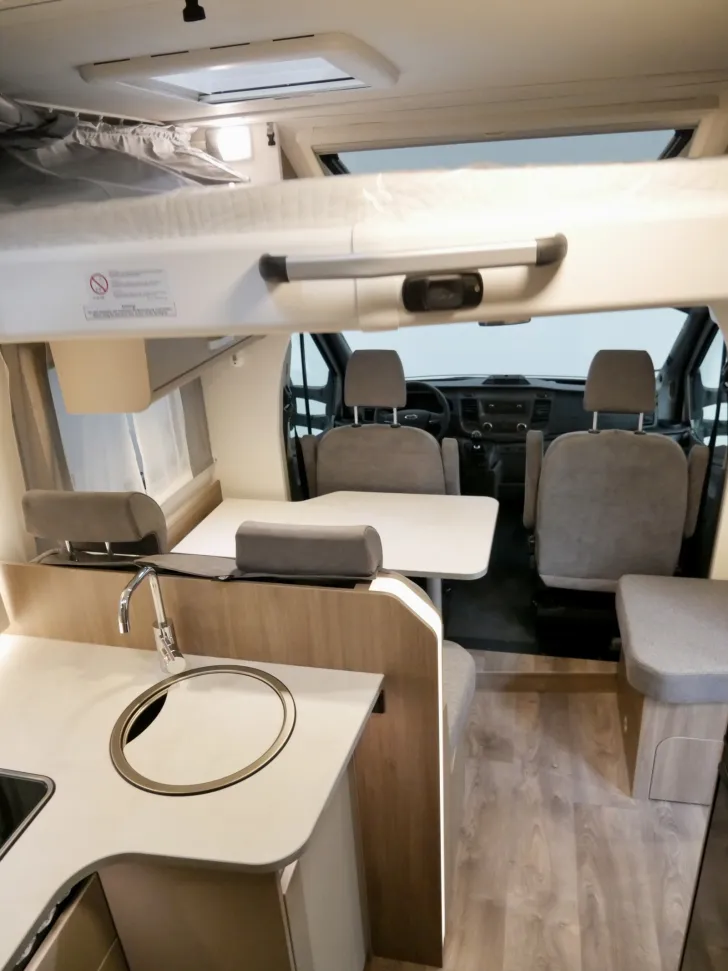 Fahrzeugbild Carado T 449 Edition 24 (Navi Markise Hubbett) #15