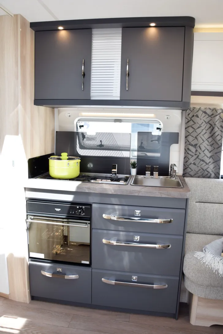 Fahrzeugbild Hobby De Luxe 495 WFB #13