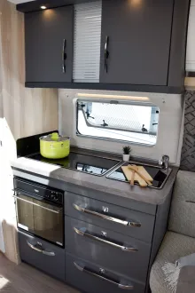 Fahrzeugbild Hobby De Luxe 495 WFB #14