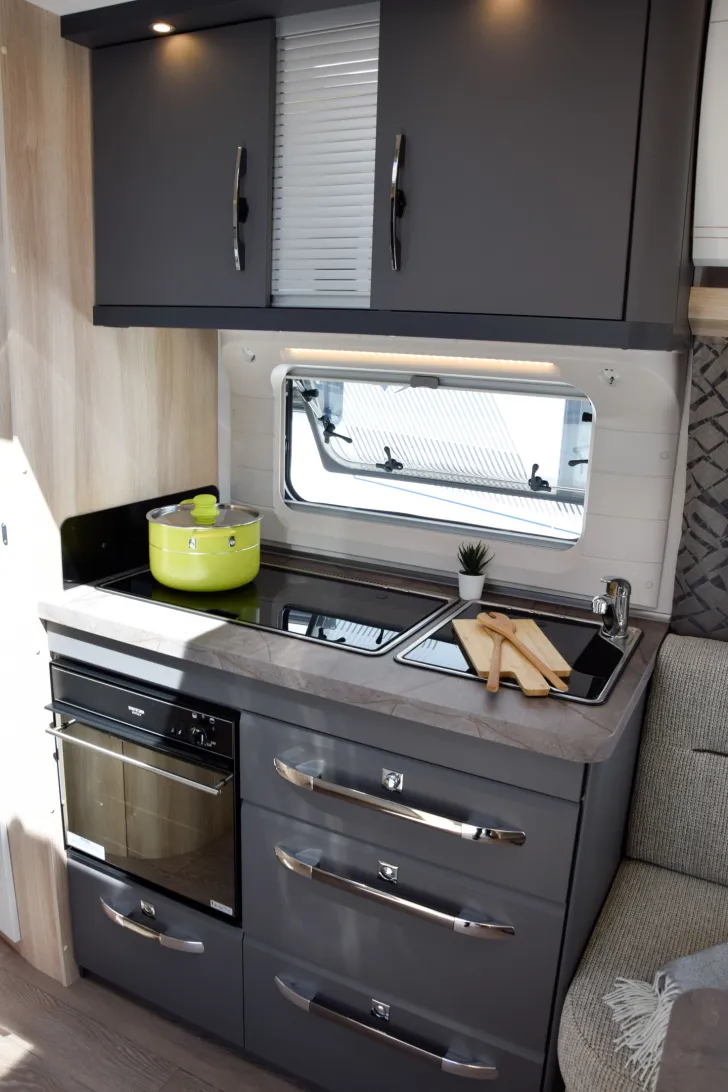 Fahrzeugbild Hobby De Luxe 495 WFB #14