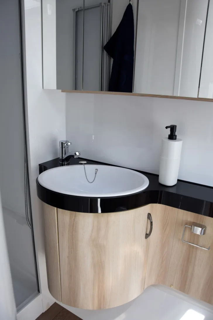 Fahrzeugbild Hobby De Luxe 495 WFB #25