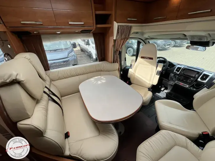 Fahrzeugbild Carthago chic c-line T 4.9 LE - gebraucht, geprüft, gekauft! #20