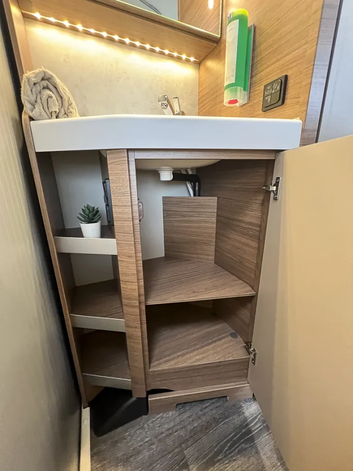 Fahrzeugbild Knaus VAN TI 550 MF VANSATION #24