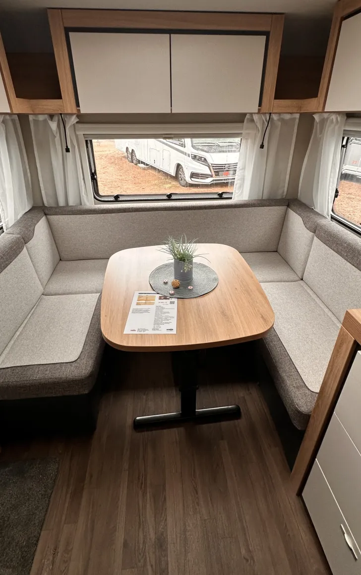 Fahrzeugbild Knaus Sport 450 FU Aktion , Duschausbau #8