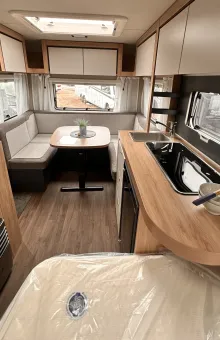 Fahrzeugbild Knaus Sport 450 FU Aktion , Duschausbau #7