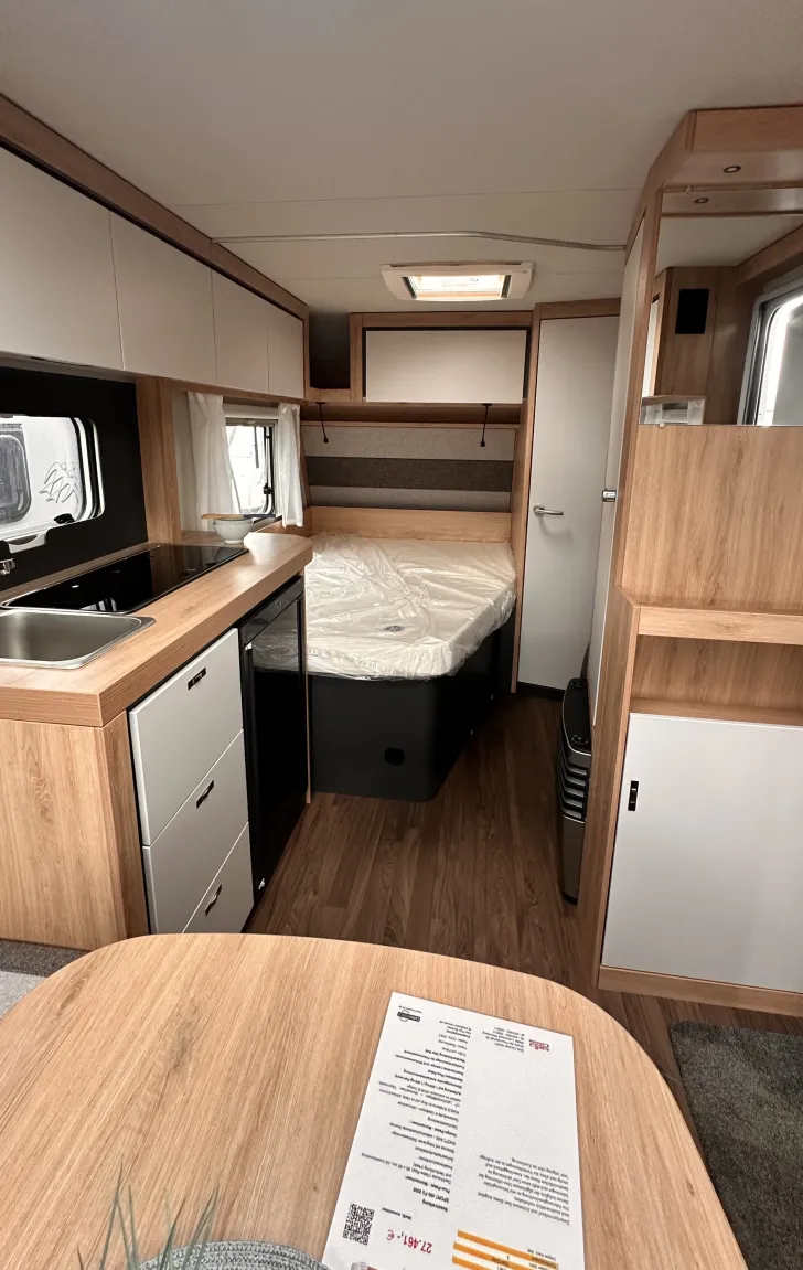 Fahrzeugbild Knaus Sport 450 FU Aktion , Duschausbau #6