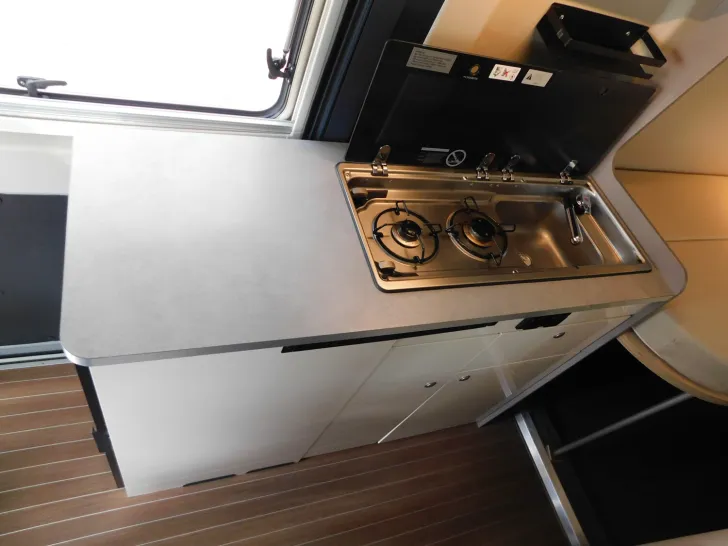 Fahrzeugbild Etrusco CV 640 SB Automatik, Schlafdach, AHK, Solar #14