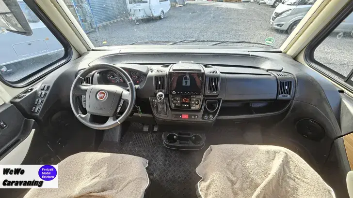 Fahrzeugbild Hymer B-Klasse SL 704 Bugstauschränke #18