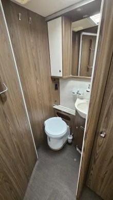 Fahrzeugbild Hymer B-Klasse SL 704 Bugstauschränke #12