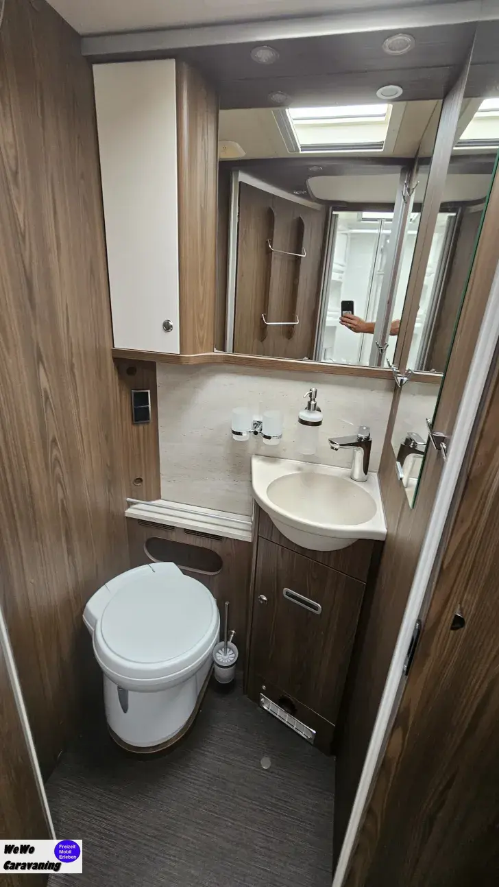 Fahrzeugbild Hymer B-Klasse SL 704 Bugstauschränke #14