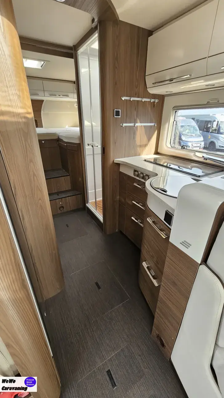 Fahrzeugbild Hymer B-Klasse SL 704 Bugstauschränke #13