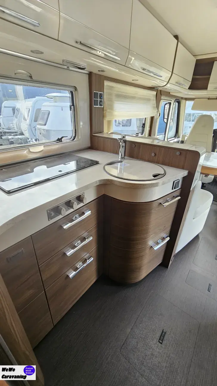 Fahrzeugbild Hymer B-Klasse SL 704 Bugstauschränke #17