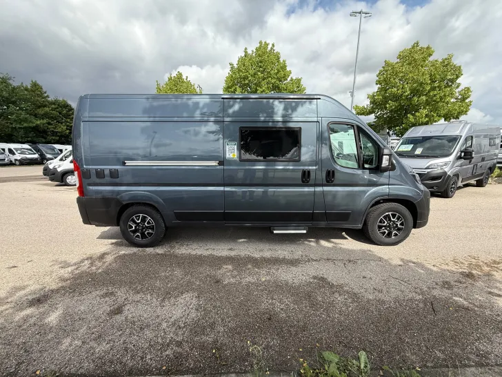 Fahrzeugbild Clever VAN CELEBRATION 600 #4