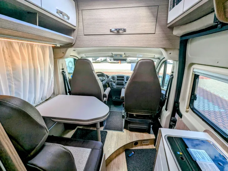 Fahrzeugbild Pössl D-Line Roadcruiser XL DIESELHEIZUNG, KLIMAAUTOMATIK #6