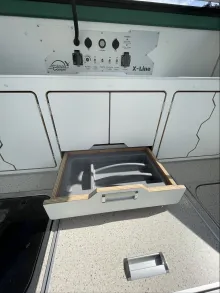 Fahrzeugbild Sonstige LifeStyle Camper X-LINE Dachreling / Außendusche #8