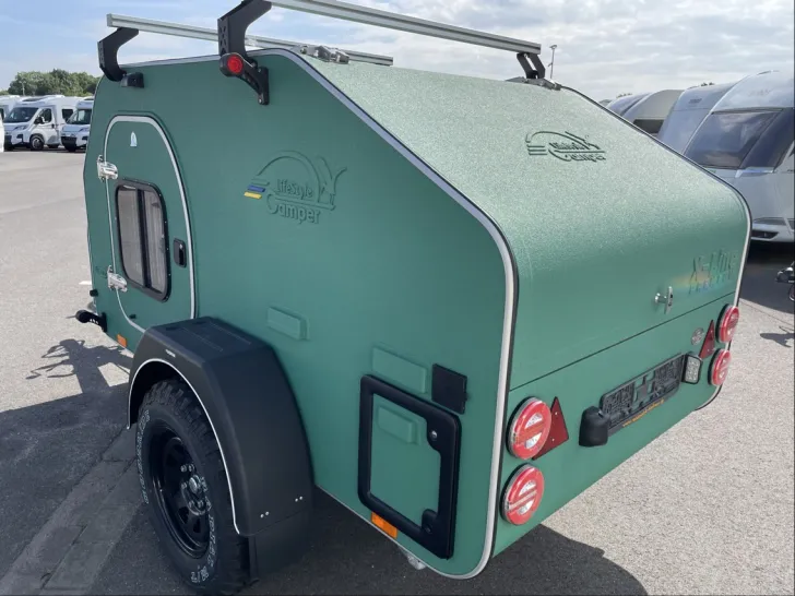 Fahrzeugbild Sonstige LifeStyle Camper X-LINE Dachreling / Außendusche #4