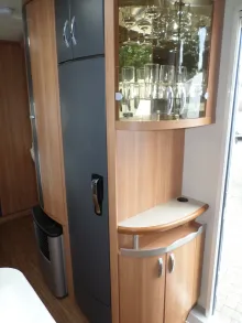 Fahrzeugbild Hobby De Luxe 560 CFE Nr. 16 - franz. Bett, RSG #11