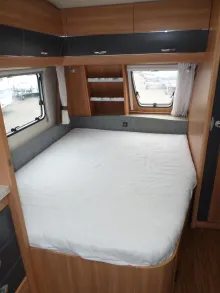 Fahrzeugbild Hobby De Luxe 560 CFE Nr. 16 - franz. Bett, RSG #20