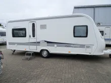 Fahrzeugbild Hobby De Luxe 560 CFE Nr. 16 - franz. Bett, RSG #30