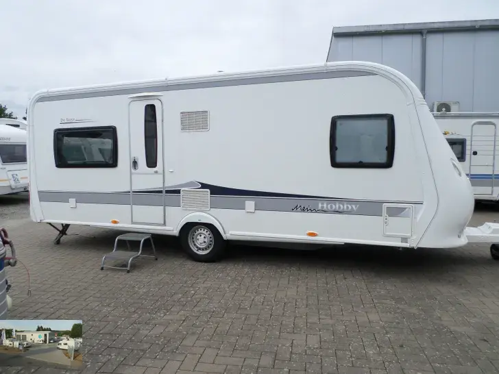 Fahrzeugbild Hobby De Luxe 560 CFE Nr. 16 - franz. Bett, RSG #30