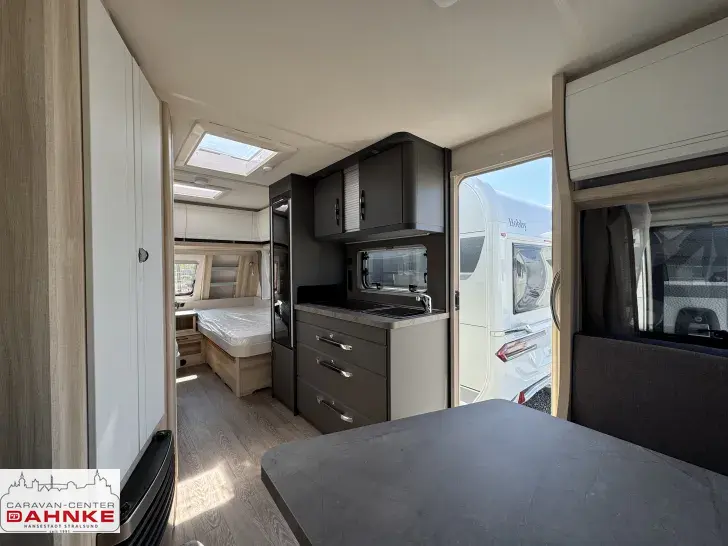 Fahrzeugbild Hobby De Luxe 495 UL Ambientebeleuchtung #7