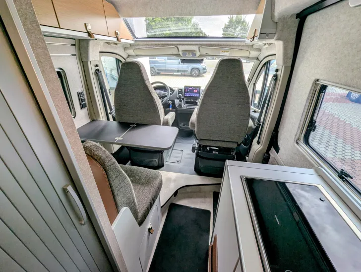 Fahrzeugbild Hymer Camper Van Yosemite 180 PS AUTOMATIK, NAVI u.v.m. #6