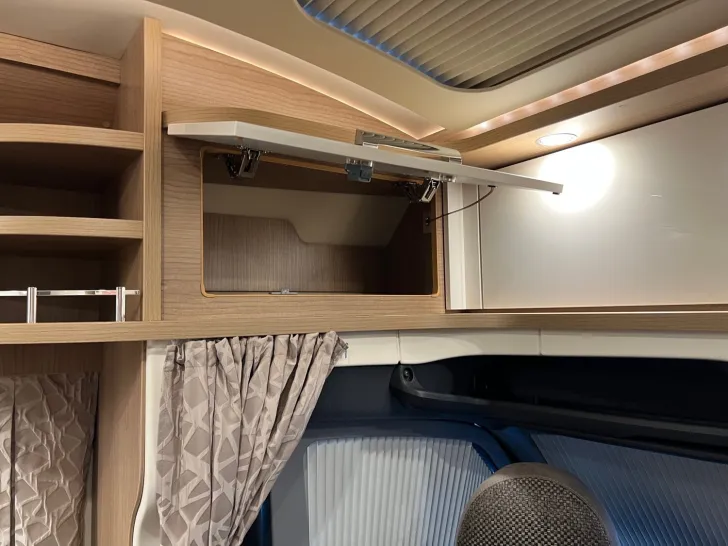 Fahrzeugbild Carthago C1-tourer T 143 KB LE comfort Mercedes (230) #13