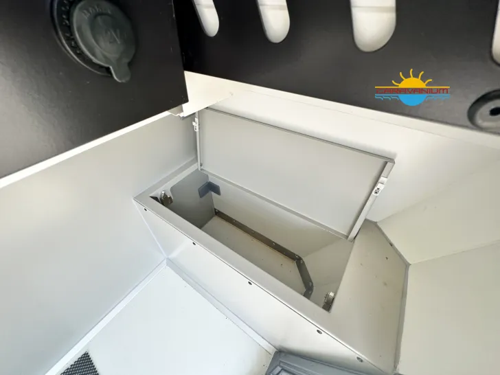 Fahrzeugbild Camppass CR 550i Darkness*AUTARK*MOVER* #15