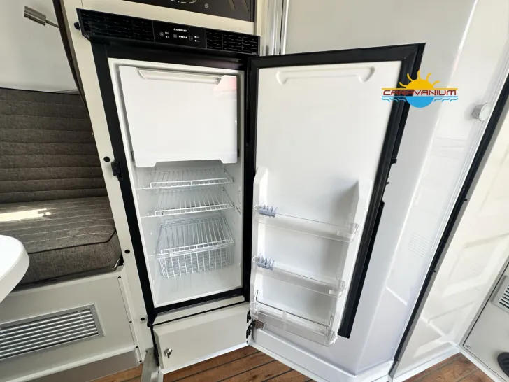 Fahrzeugbild Camppass CR 550i Darkness*AUTARK*MOVER* #30