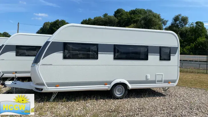 Seitlich Hobby Excellent 460 SL Auflastung 1.500 kg