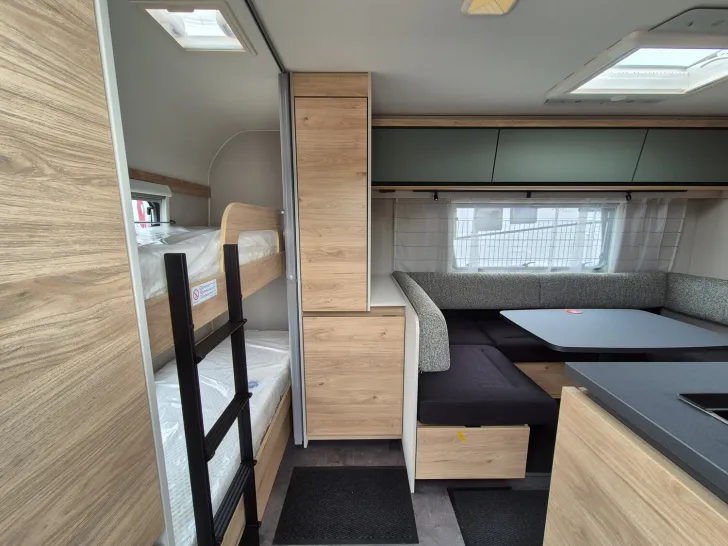 Fahrzeugbild Dethleffs Camper 560 FMK ATC/Autarkpaket/Fußbodenheizung #5