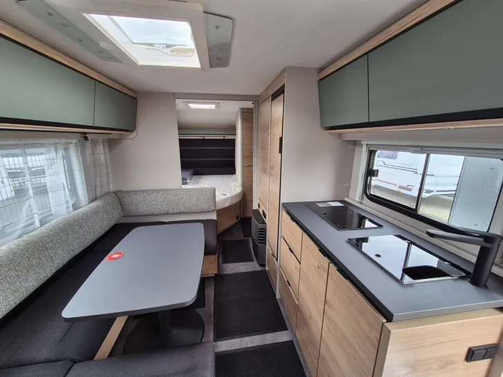Fahrzeugbild Dethleffs Camper 560 FMK ATC/Autarkpaket/Fußbodenheizung #7