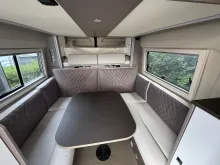 Fahrzeugbild Bürstner Eliseo C 644 Rundsitzgruppe + Hubbett #11
