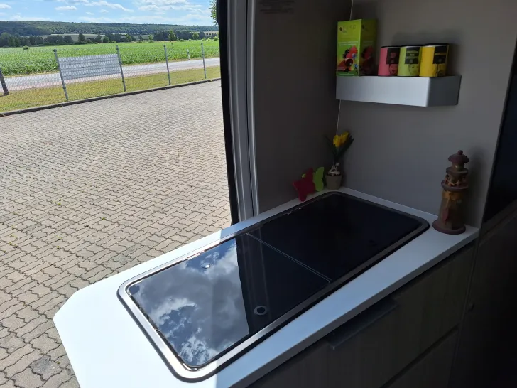 Fahrzeugbild Adria Twin Plus 600 SPB Wechselrichter Solar 2xAGM TV #14