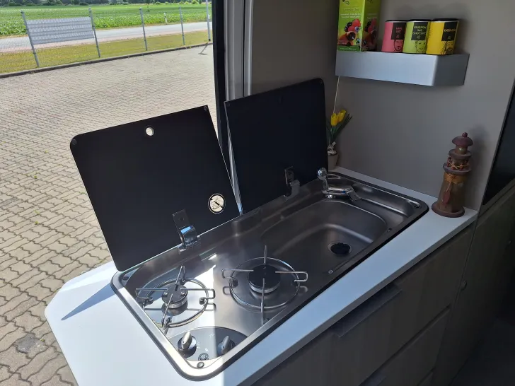 Fahrzeugbild Adria Twin Plus 600 SPB Wechselrichter Solar 2xAGM TV #15