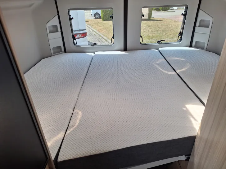 Fahrzeugbild Adria Twin Plus 600 SPB Wechselrichter Solar 2xAGM TV #26