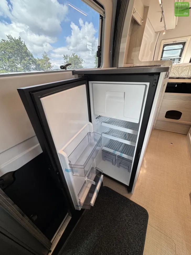 Fahrzeugbild Bürstner Lineo C 590 Active Automatik Bi-Xenon 170PS #15