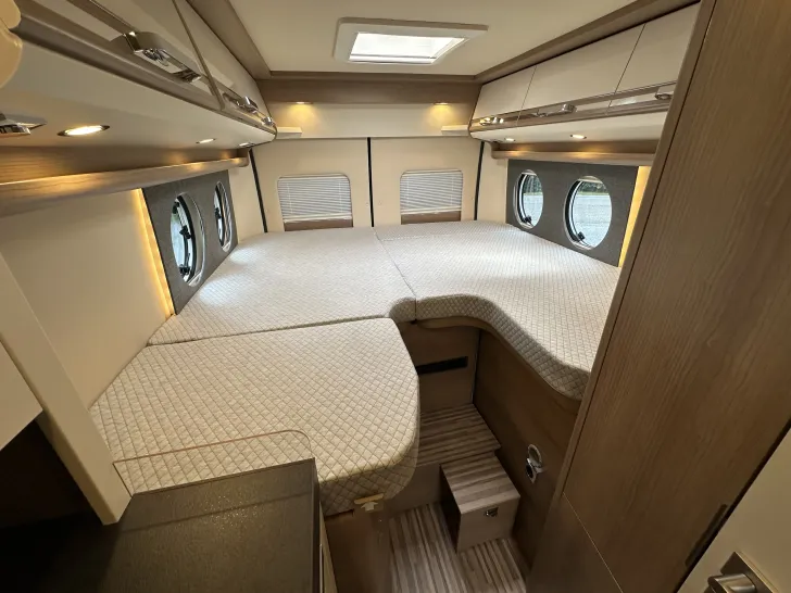 Fahrzeugbild Malibu Van First Class - Two Rooms 640 LE RB #29