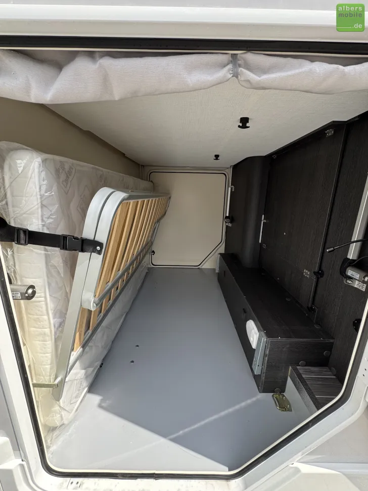 Fahrzeugbild Roller Team Kronos 279 M Automatik 8 Schlafplätze Skyroof #8