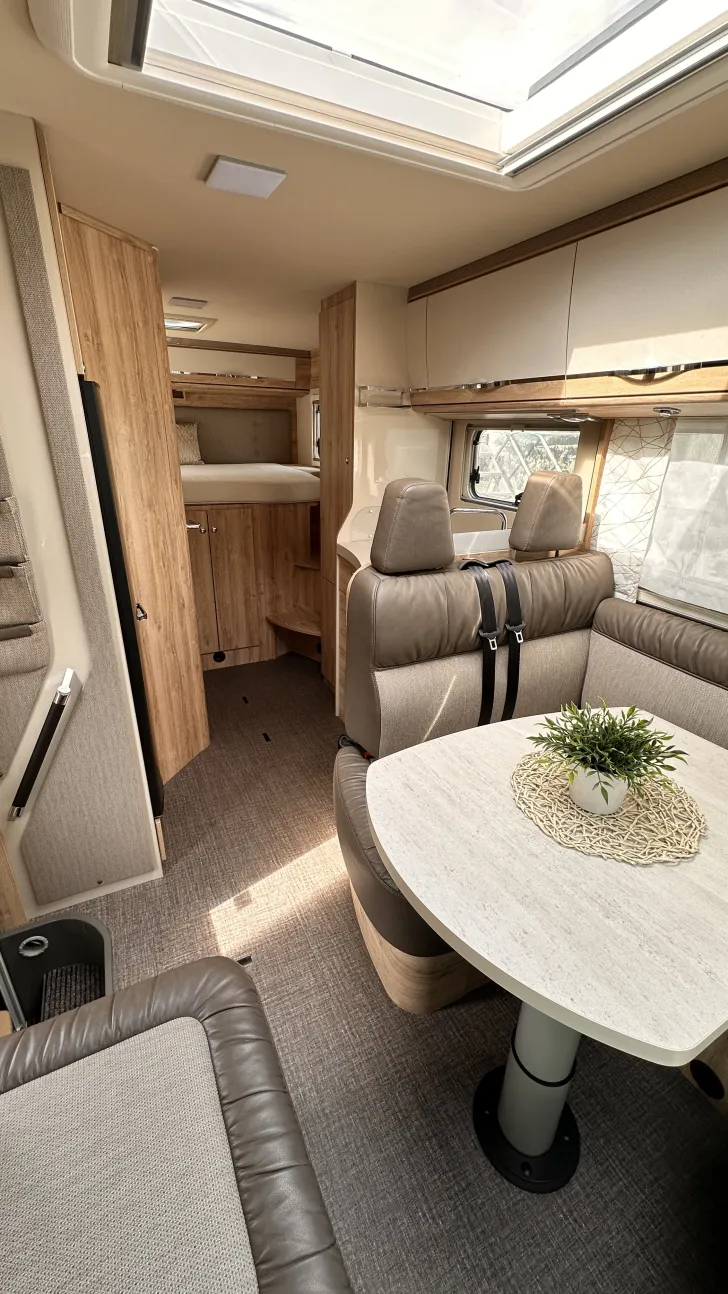 Fahrzeugbild Eura Mobil Profila T 695 HB 1. Hand, wenig Kilometer #7
