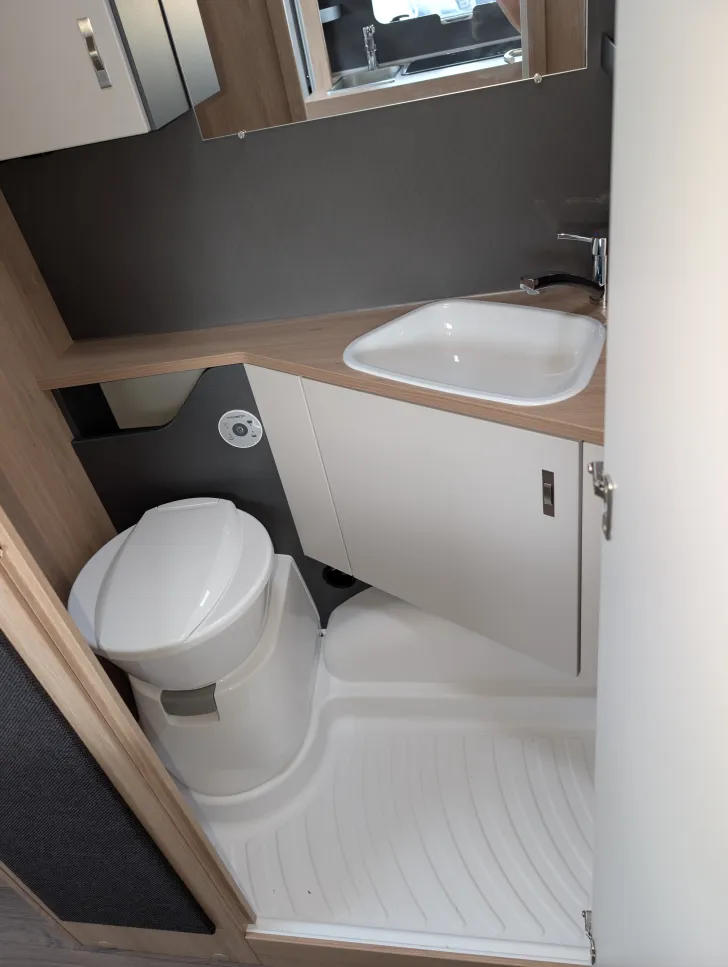 Fahrzeugbild Knaus Sport 460 EU 1800kg *sofort verfügbar* #15