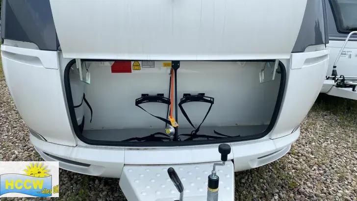 Heckgarage Hobby De Luxe 495 UL Auflastung 1.800 kg