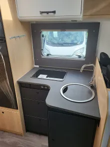 Fahrzeugbild Sunlight T 67 #13