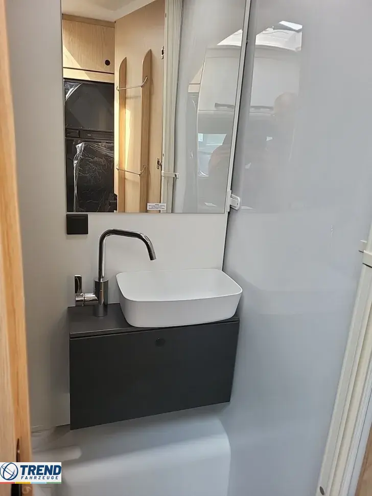 Fahrzeugbild Sunlight T 67 #15