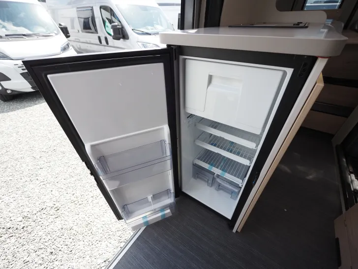 Fahrzeugbild Dethleffs Globetrail 640 ES, Chassis- & Komfort-, Dieselh. #10