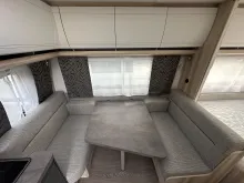 Fahrzeugbild Hobby De Luxe 400 SFe #6