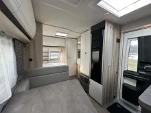 Fahrzeugbild Hobby De Luxe 400 SFe #7