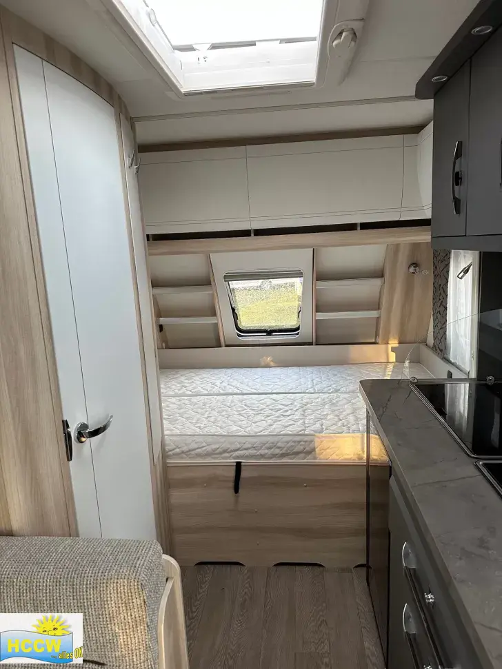 Fahrzeugbild Hobby De Luxe 440 SF #9